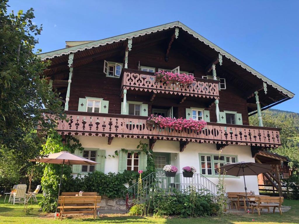 Villa Zeppelin - App Bergkristall Брамберг ам Вилдкогел Екстериор снимка